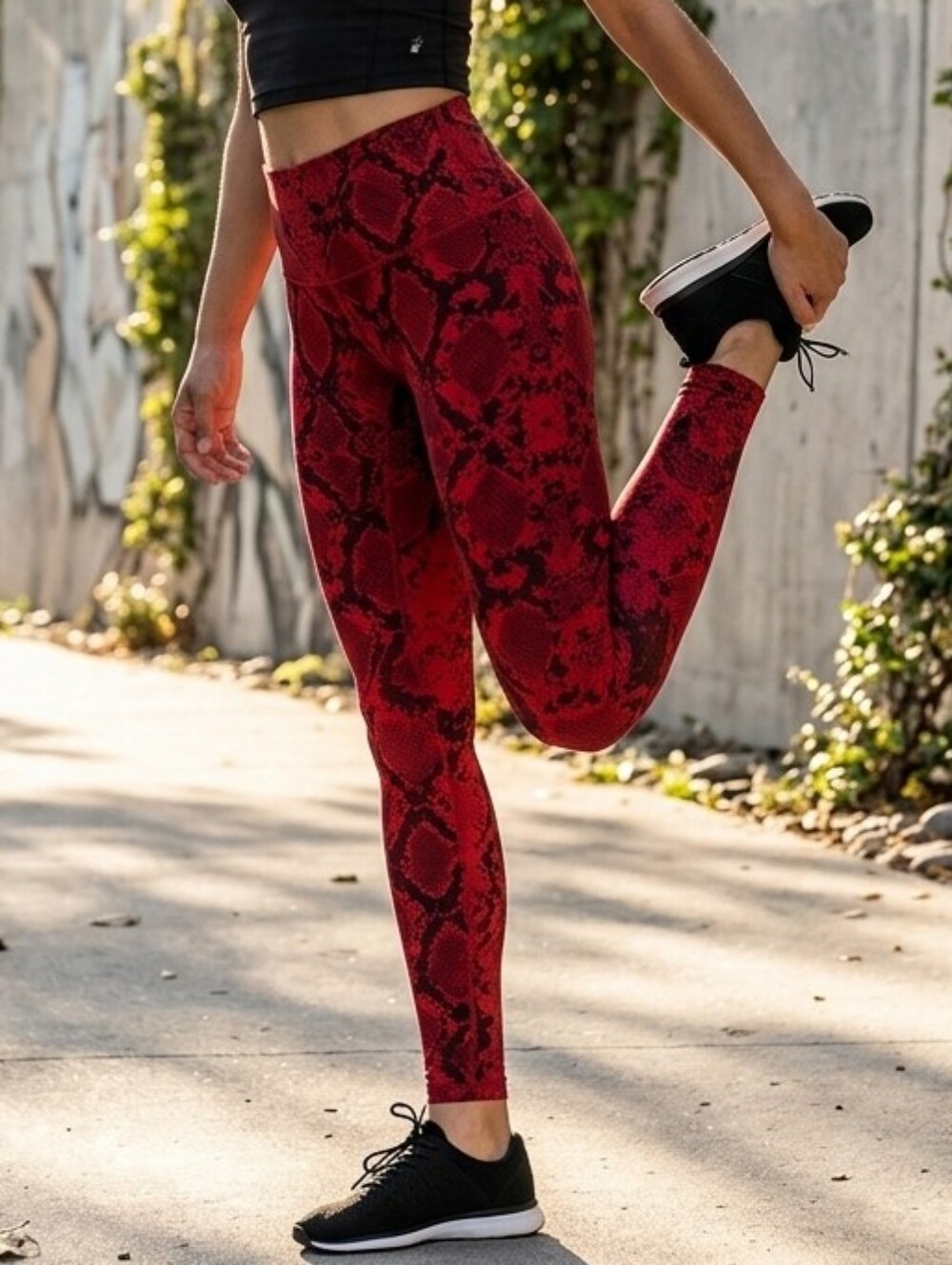 Lululemon Wunder Under Leggings Ziggy Snake
